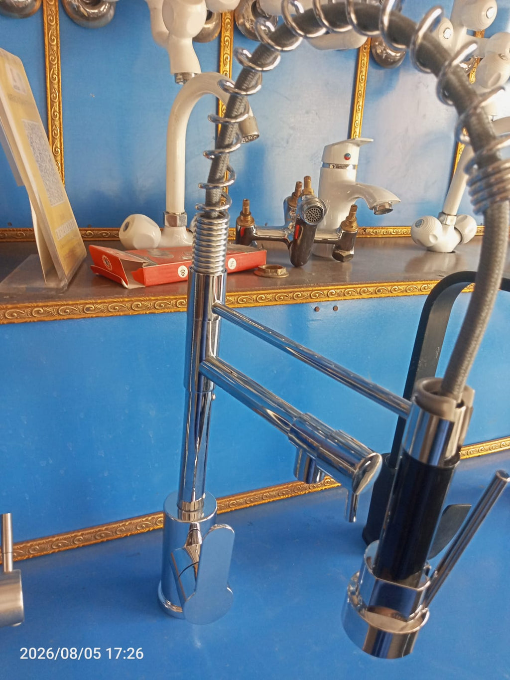 SPRING KITCHEN FAUCET CHROME